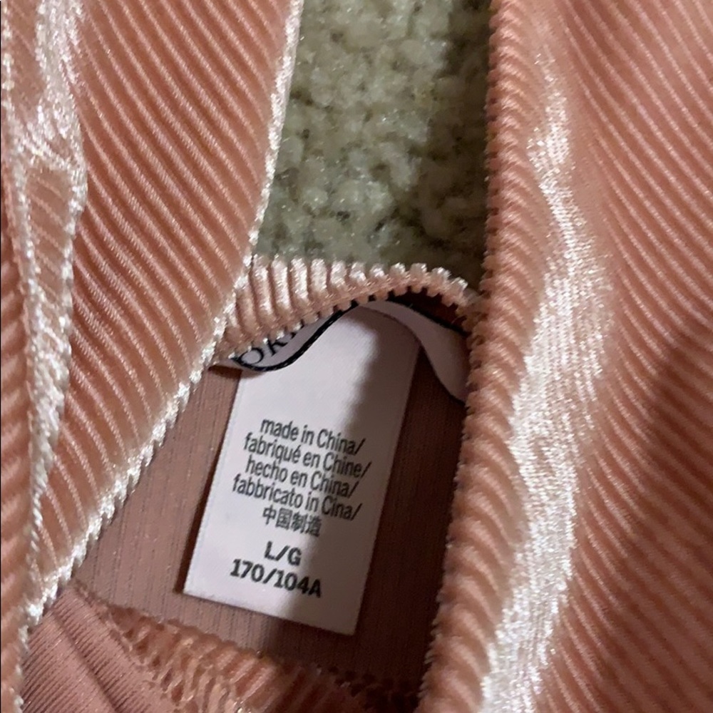 Pajamas set - Picture 5 of 5